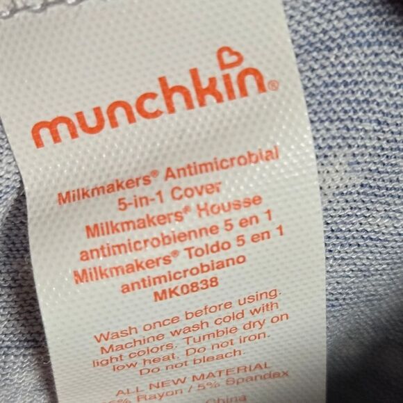 Munchkin 5-in-1 Nursing Cover Milkmakers Blue Hipsteria Dots Multi-Use Car Seat - Picture 5 of 6